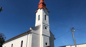 Kép: 37 ezer euróból újult meg a bacskai református templom