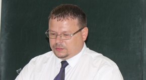 Kép: Önmagunkkal tudjuk motiválni a jelentkezőket - Interjú Lévai Attila dékánnal