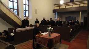 Kép: Advent járvány idején