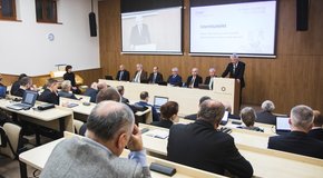 Kép: Ülésezett a Zsinat
