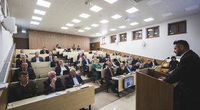Kép: Ülésezett a Zsinat