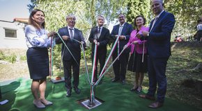 Kép: Nekünk jobbnak kell lennünk - Ünnepélyes alapkőletétel Rozsnyón