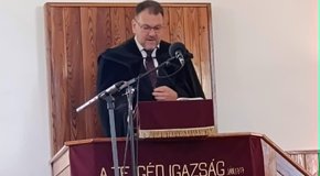 Kép: Pünkösdi istentisztelet